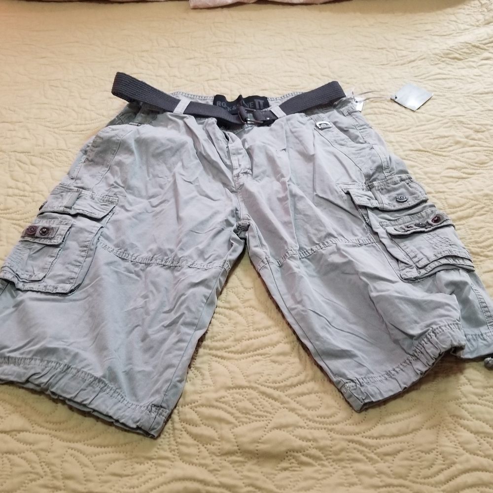 rock & stone cargó shorts